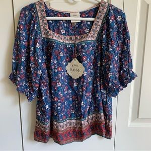 NWT Knox Rose Floral Blouse size M